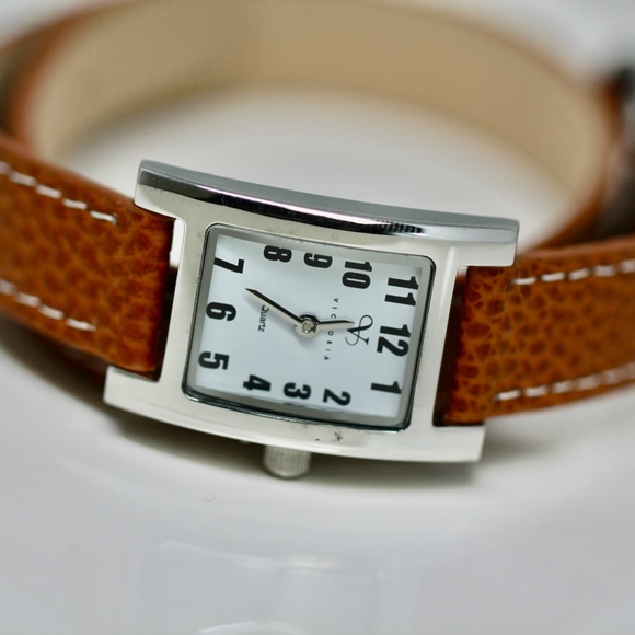 Super cool watch bracelet, new battery. main image 5